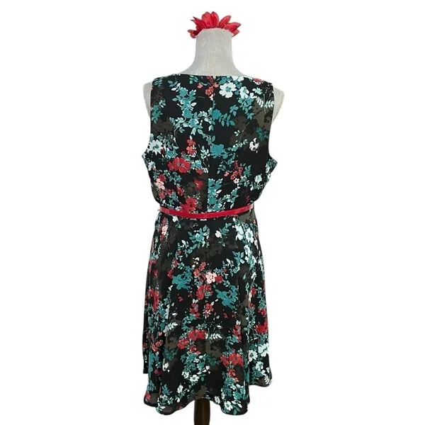 ELLE Aqua Floral Print Pleated Fit & Flare Dress Size M - Image 4