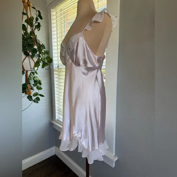 Source Unknown Soft Romantjc Slip Dress Size Medium Flutter Sleeves Coquette - Image 2