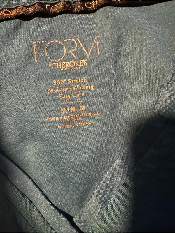 Cherokee women top scrub size medium - Image 6