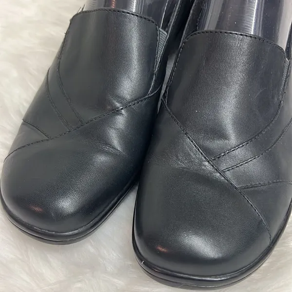 Clarks Blackberry Slip-On Leather Loafer Mules Slide Size 9.5‎ Bin 25 - Image 3