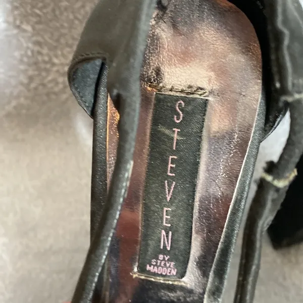 Steven by Steve Madden Haylow Black T-Strap Platform Heels Size 7 - Image 6