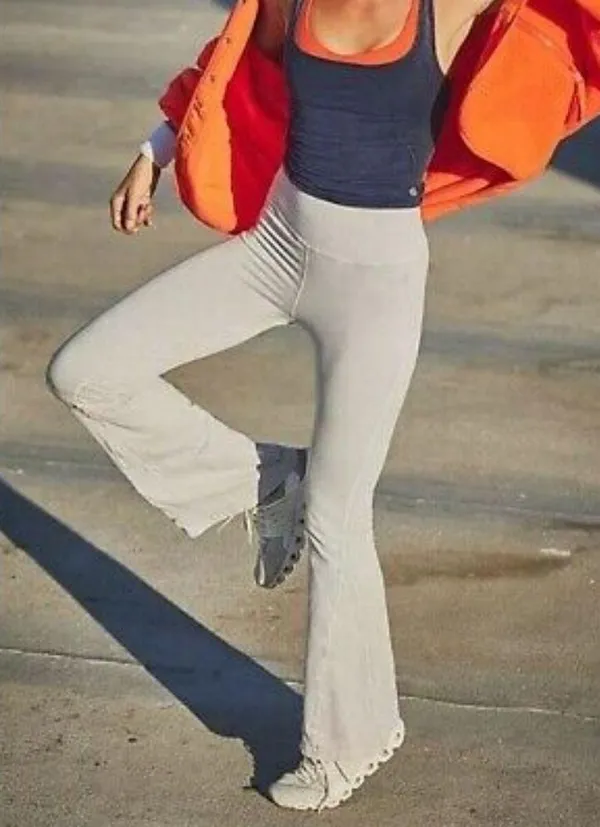Free People Movement NWT good karma flare hi-rise legging XS-S - Image 7