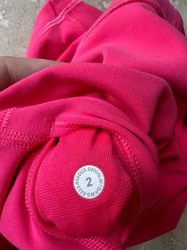 Lululemon Lip Gloss Biker Shorts - Image 3