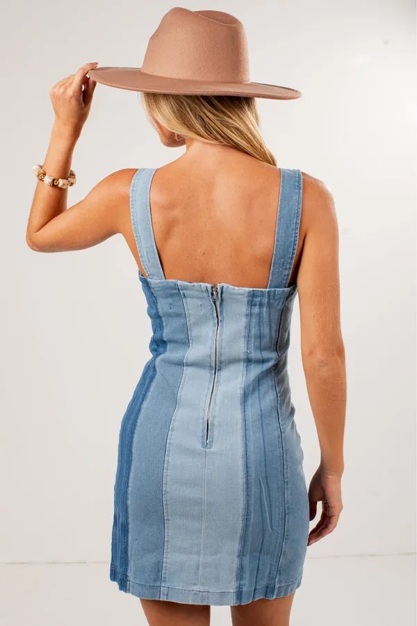 Versona Dress - Image 2