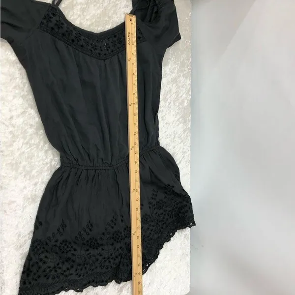 American Eagle Outfitters Off shoulder romper eyelet charcoal womens size medium - Image 7