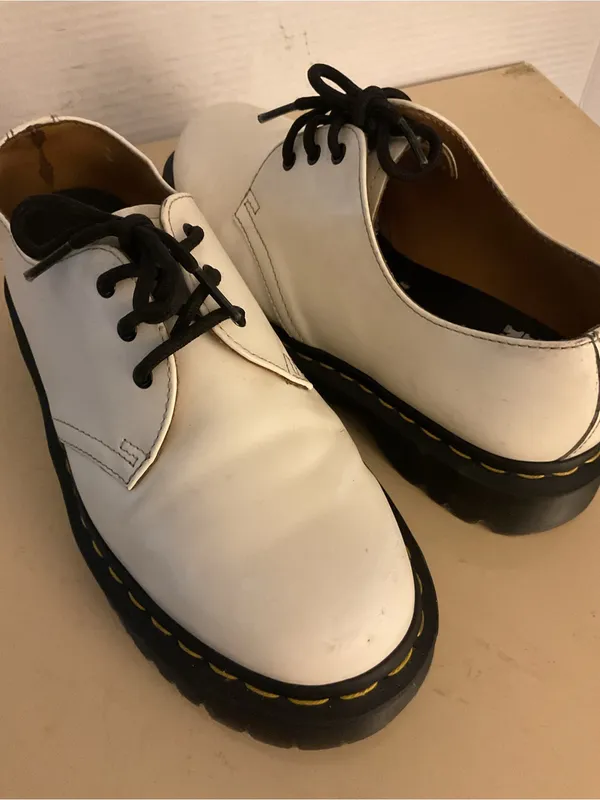 Dr. Martens women White Leather smooth Platform Oxfords shoes US 8 - Image 2
