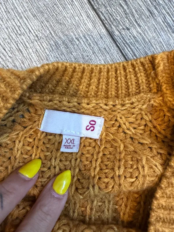 SO Kohls Womens XXL 2X Mustard Sweater - Image 4