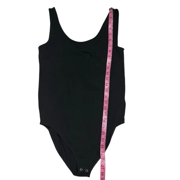 Old Navy Women's Black Closure Detail Sleeve Round Neck Bodysuit Sz M - Image 2