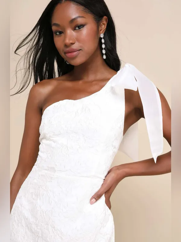Lulus Unique Perfection White Floral Jacquard One-Shoulder Mini Dress Medium NWT - Image 3