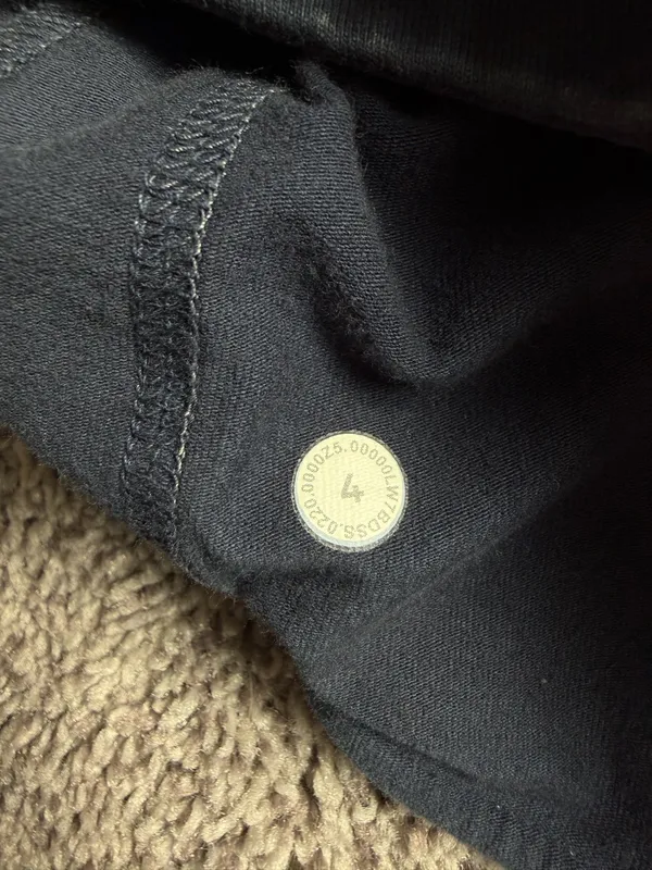 Lululemon Shorts - Image 4