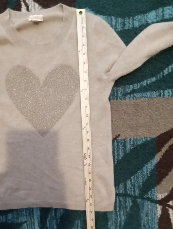 J Crew Cashmere Crewneck Sweater With Lurex Metallic Heart Neutral Fitted Small - Image 9