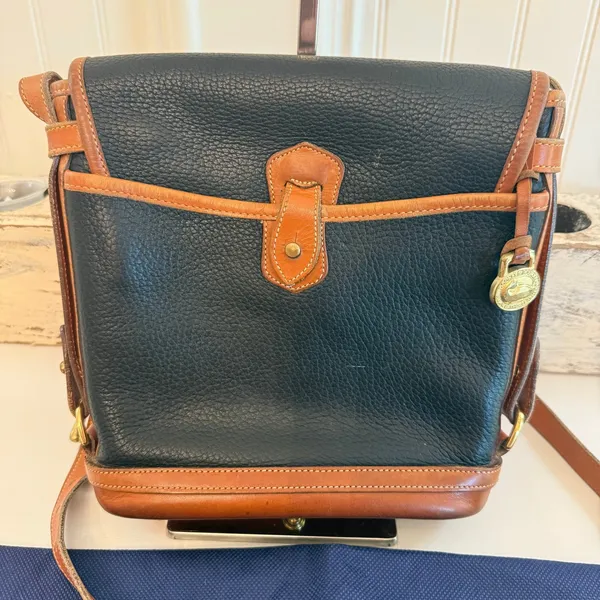 Dooney &‎ Bourke All Weather Leather Crossbody Bag Black Vintage Made USA - Image 4