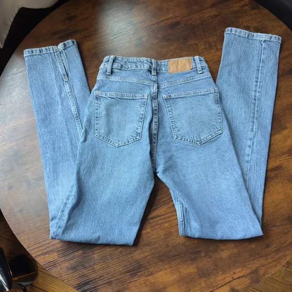 Zara Light Wash Blue Denim Jeans Straight Leg High Waist Size 0 - Image 12