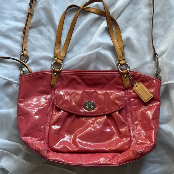 Coach Leah Patent Leather Signature Bucket Bag Tote - Image 3