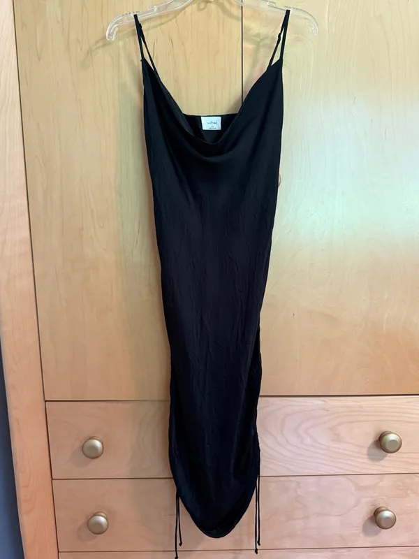 Aritzia Wilfred Black dress with cinched sides - Image 4