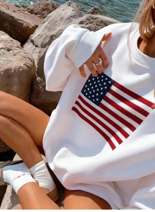 SheIn American Flag Sweatshirt - Image 3