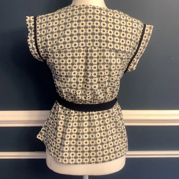 Monteau v-neck Blouse - Image 4