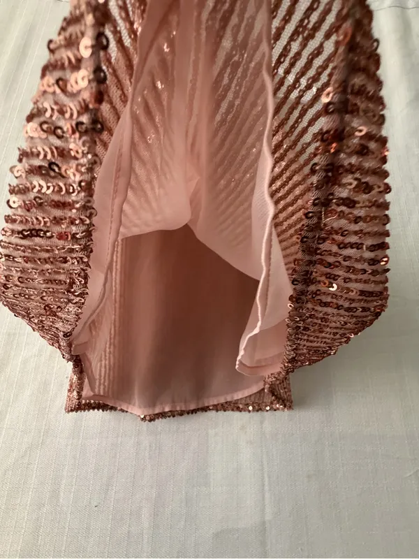 LOFT Petites women’s size XXSP Rose Gold Sequin Halter Crop Top Excellent(A641) - Image 6