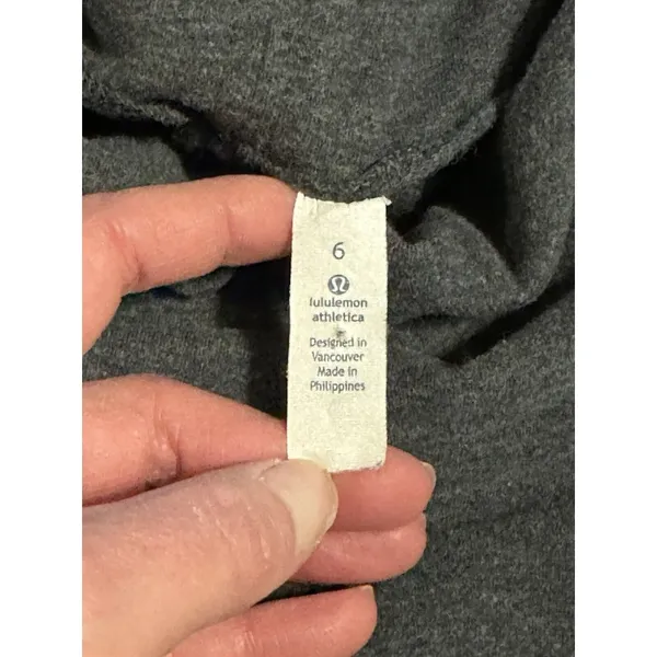 Lululemon Womens Pleated Gray Long Sleeves Turtleneck Blouse Size 6‎ - Image 3
