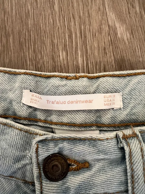 Zara Mickey Mouse shorts  - Image 3