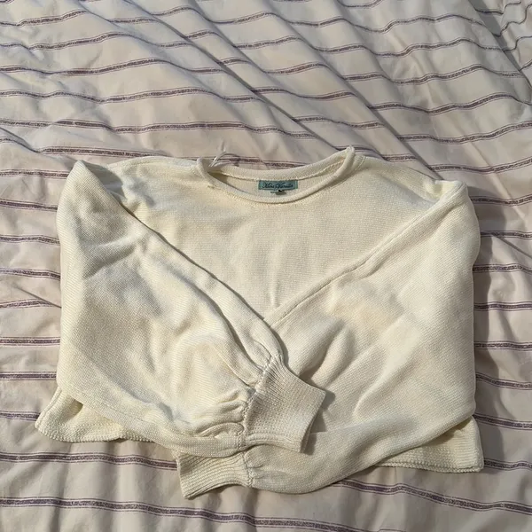 Crop white sweater! Size medium - Image 2