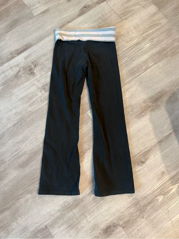 Victoria's Secret Y2K Vintage Fold Over Flare Leggings - Image 6