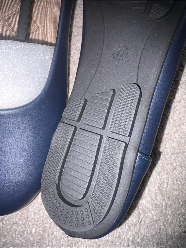 Women's Black and White Slip-On Ballet Flats size 10/10.5 - Image 6