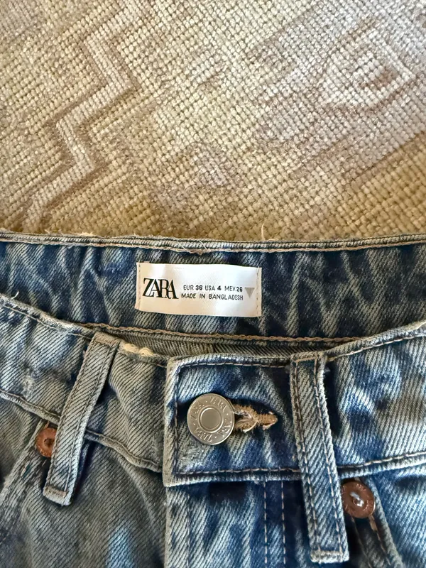 ZARA Denim Shorts High-Rise - Image 3