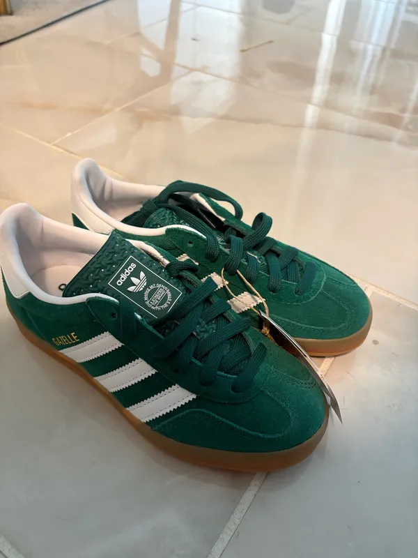NWT ADIDAS GAZELLES - Image 2