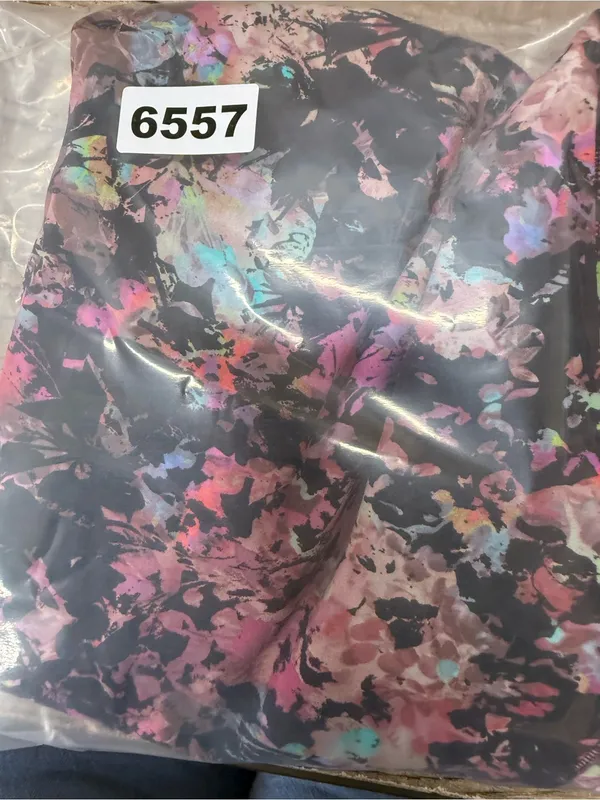Lululemon Base Pace High-Rise Crop‎ 23" Stencil Blossom Red size 12 - Image 8