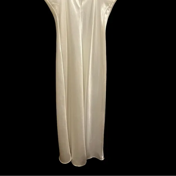 Lord‎ & Taylor Vintage Ivory Lace and Pearls Double Strap Nightgown Size Large - Image 12