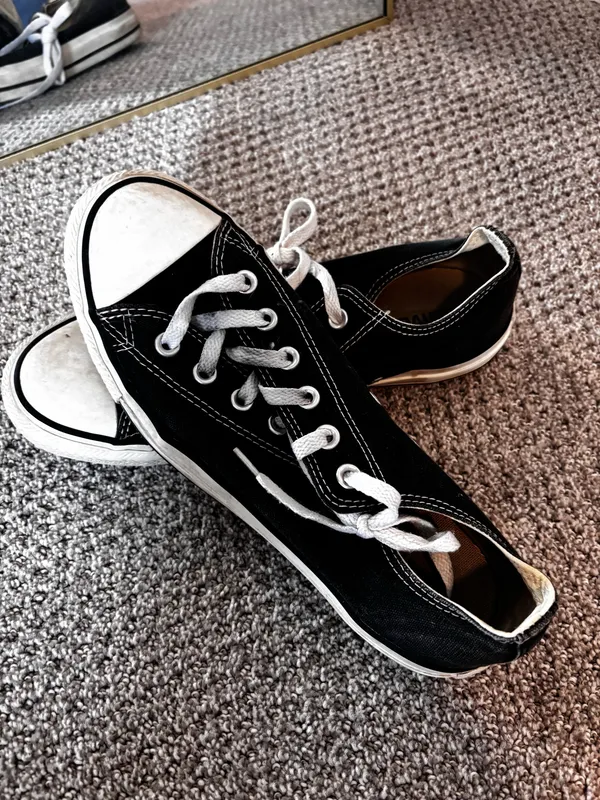 Black Low-Top Converse - Image 2