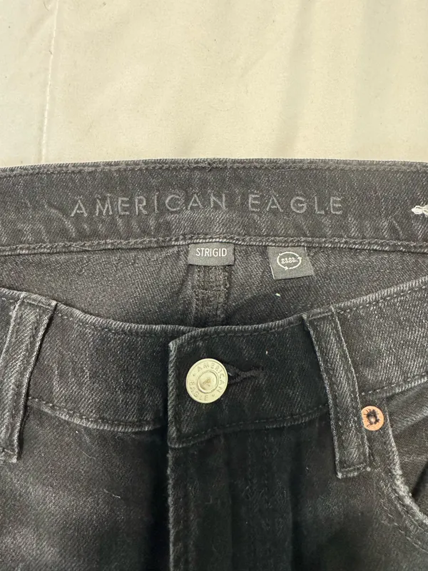 American Eagle Jeans - Image 2