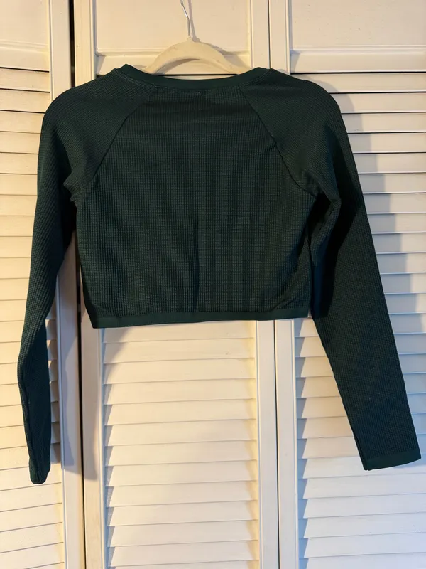 Green Aerie Workout Top - Image 2