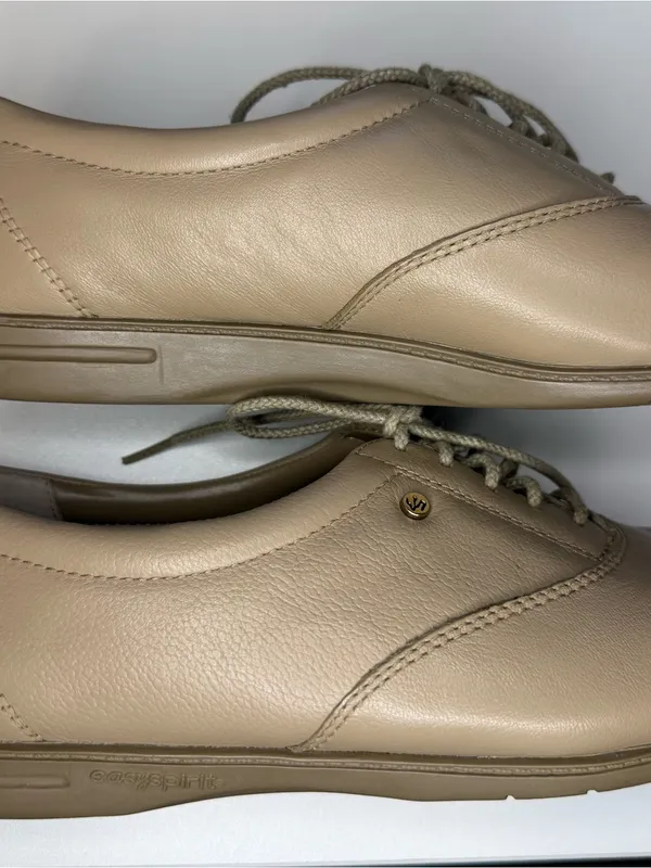 Easy Spirit Anti-Gravity Women’s Beige Leather comfort shoes, preppy, soft,light - Image 3