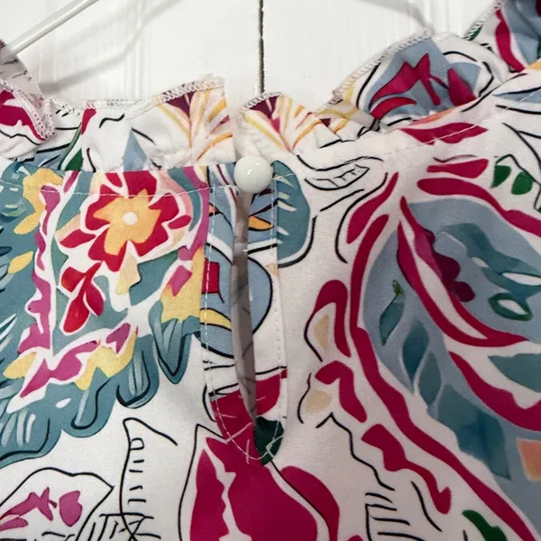 Floral Paisley Pattern Blouse Puff Short Sleeves Ruffled Detail Medium - Image 6