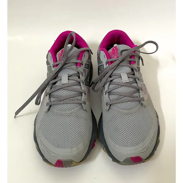 New Balance Lightweight Trail Sneakers Gray Pink Women's Size 8.5 - Image 2