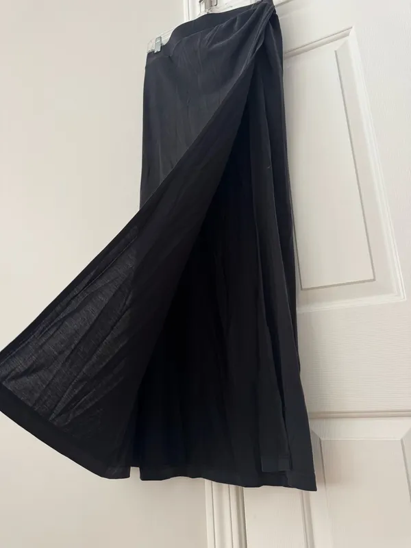 Anthropologie Celandine High-Slit Black Maxi Skirt, Size S - Image 8