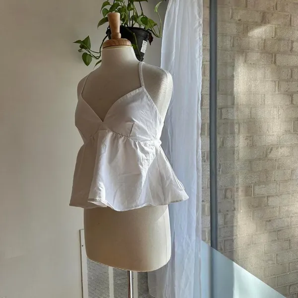 Abercrombie white sweetheart peplum tank - Image 4