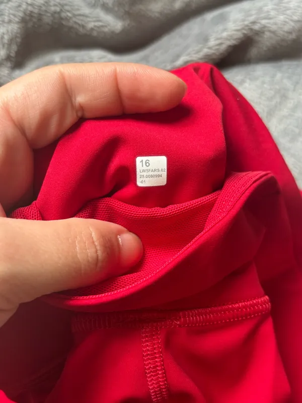 Lululemon Fast And Free Tight 25” Pockets *Updated Dark Red - size 16 - Image 4