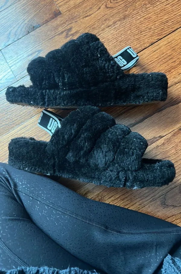 UGG Sling Back Slippers - Image 6