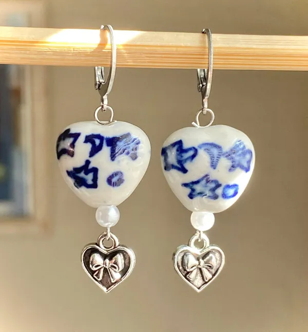 celestial porcelain heart beads & ribbon cute dangle earrings🌝🎀 - Image 2