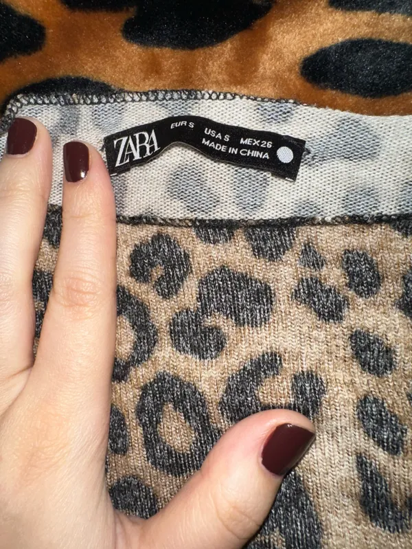 Zara Leopard Print Longsleeve Top Sz. S - Image 2