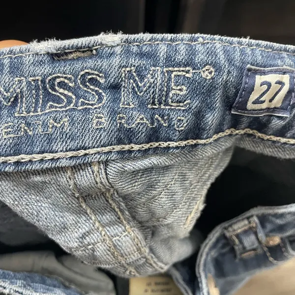 Y2k miss me jeans skinny size 27 - Image 7
