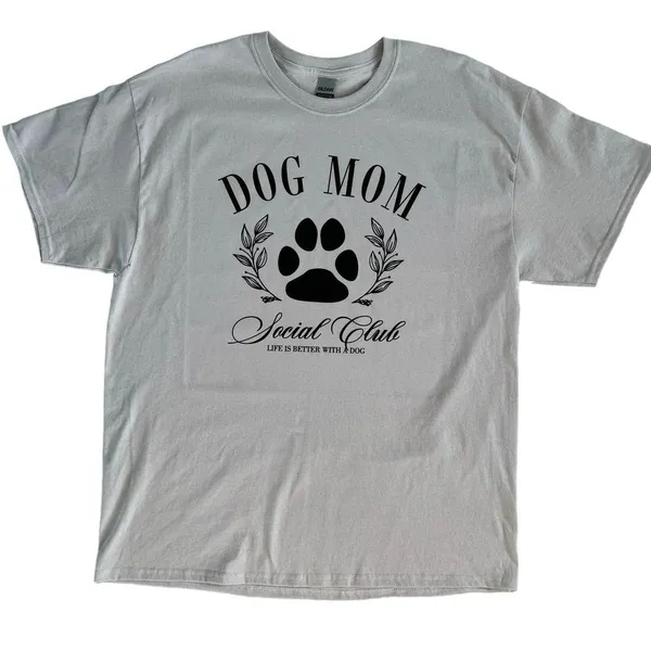Gildan Dog Mom Social Club X-Large Women’s Ice Gray T-Shirt Short Sleeve - Image 2