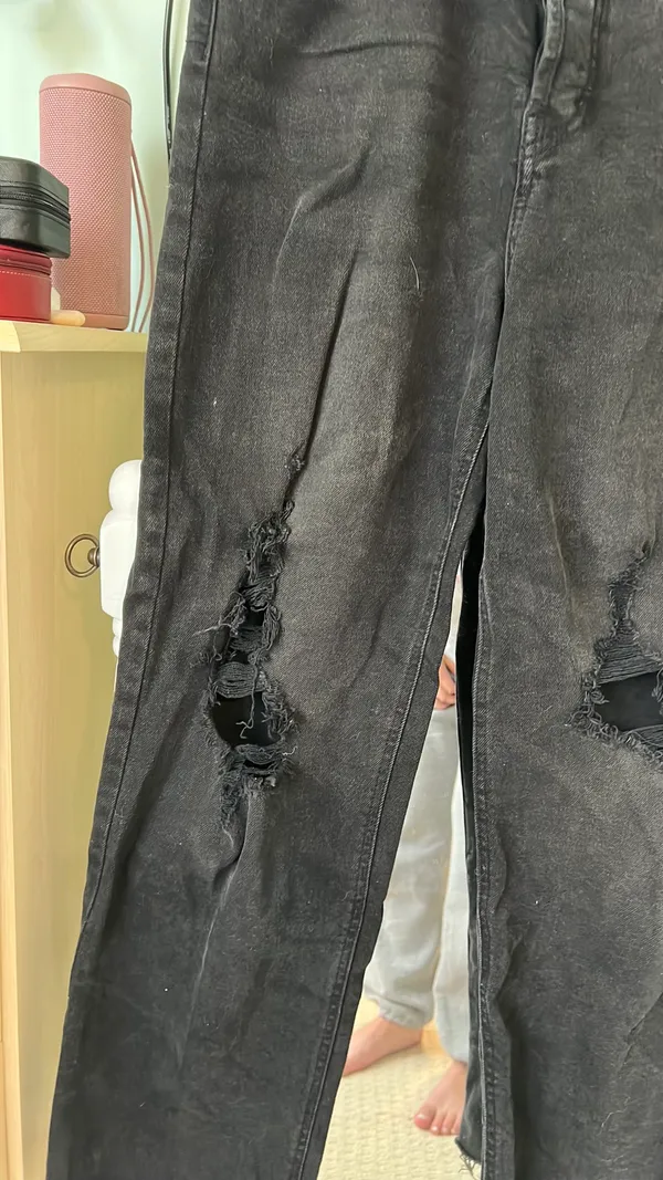 Wild Fable Distressed High-Waisted Jeans - Image 4