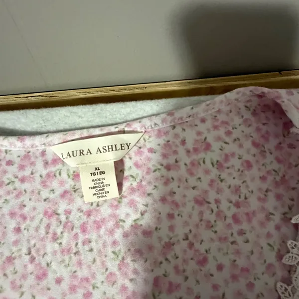 Laura Ashley Womens XL Pink Floral Lace Trim Short Sleeve Nightgown Sleep Dress - Image 2