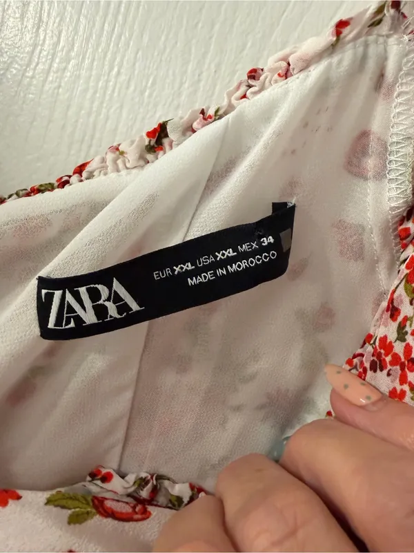 Zara White Maxi Dress with Red Floral Print - Image 4