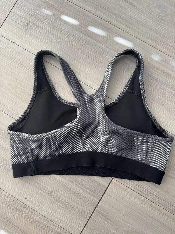 Nike Sports Bra - Image 4