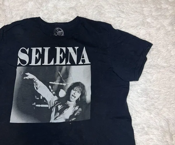 Selena Graphic Tee Black and White size Extra Large XL - Image 3